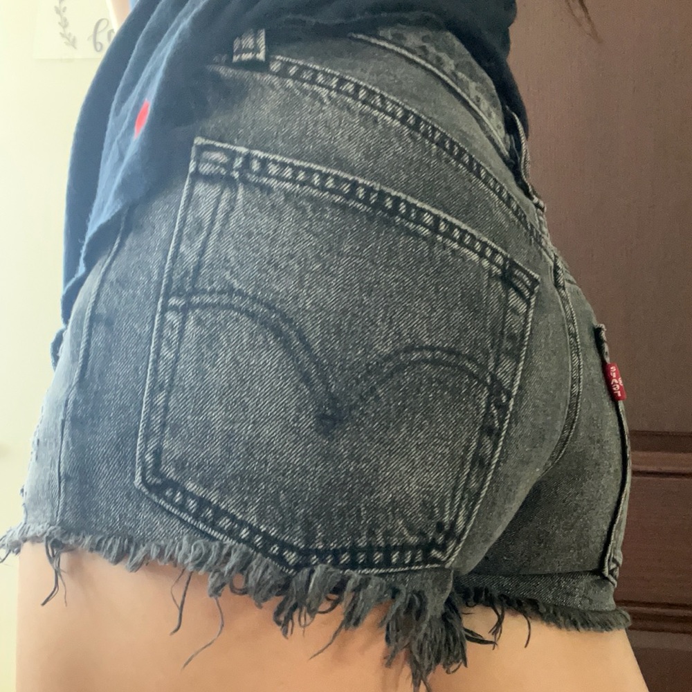 Levi’s Vintage 501 Shorts Women’s Size 24